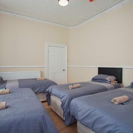 Crew Rooms Anfield Liverpool Exterior foto